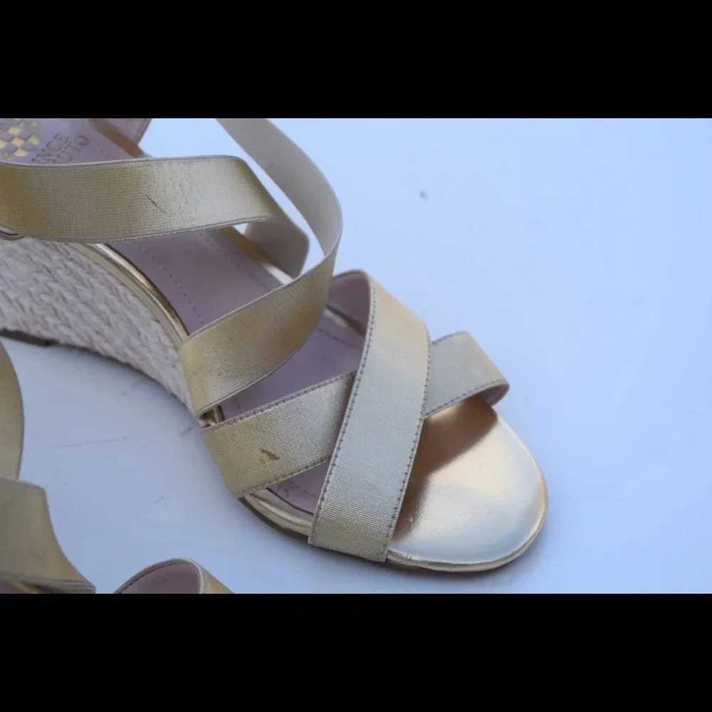 Vince Camuto Wedges